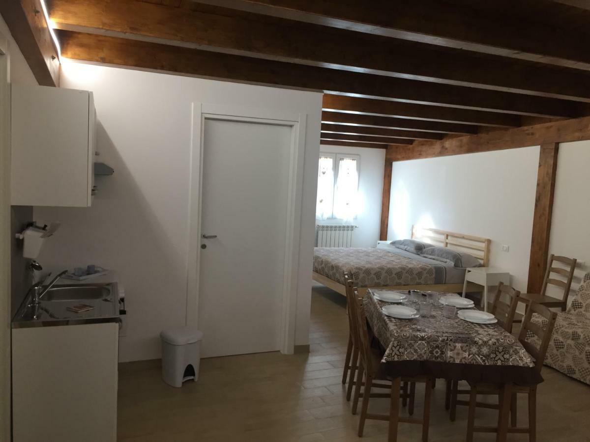 I Villini Apartment Pescara Bagian luar foto