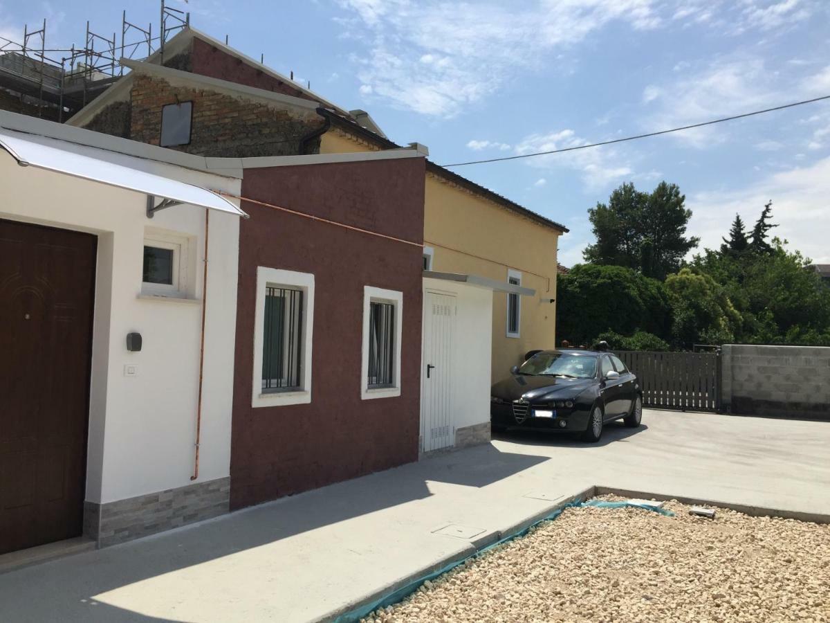 I Villini Apartment Pescara Bagian luar foto