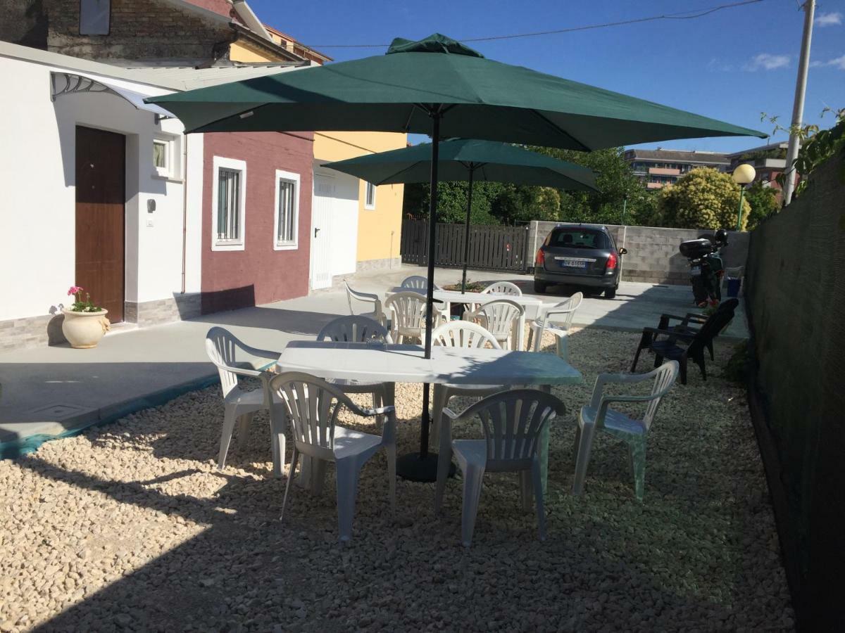 I Villini Apartment Pescara Bagian luar foto